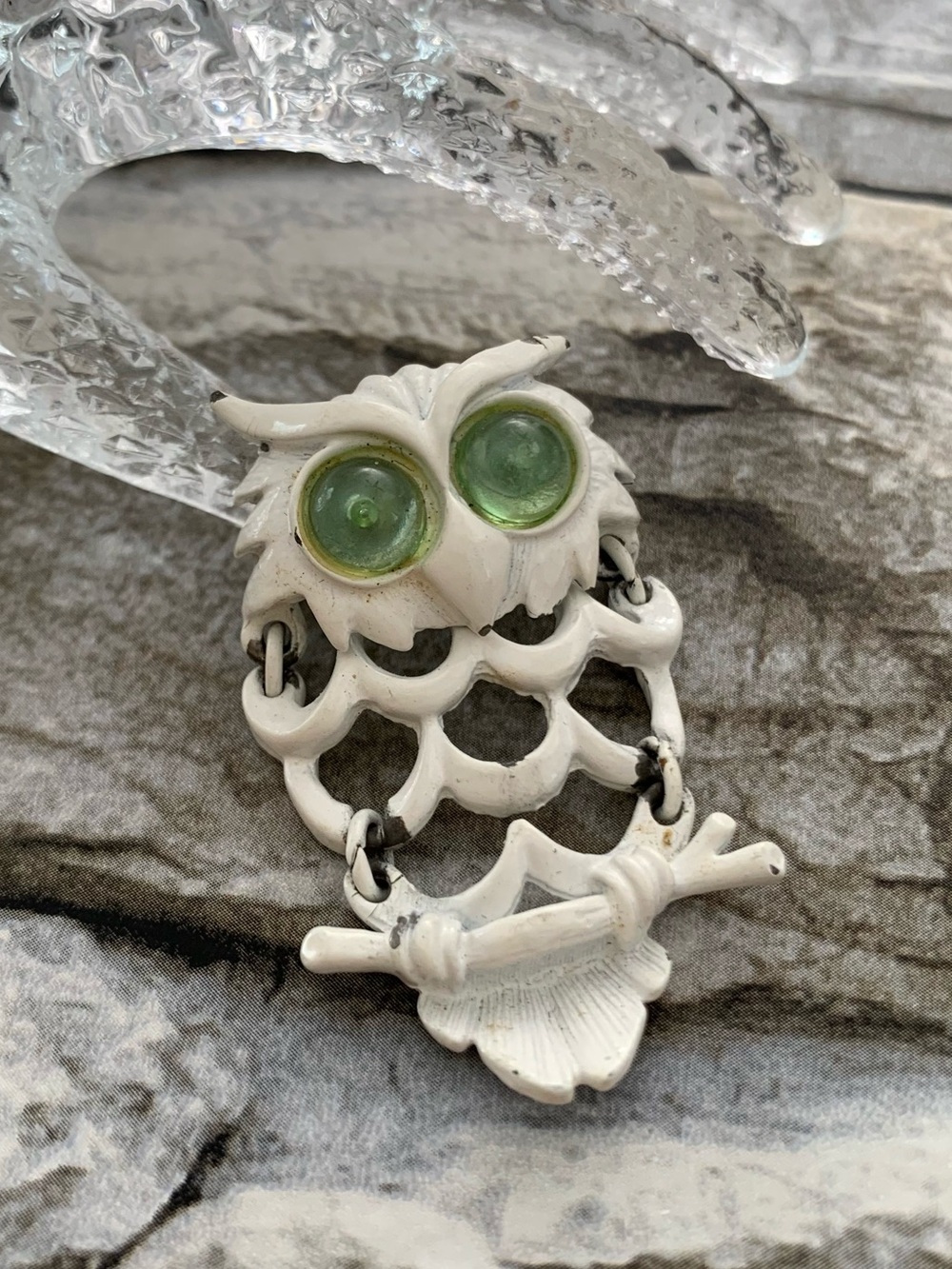 Vintage White Enamel Green Cabochon Green Eye Figural Articulated Owl Brooch Pin